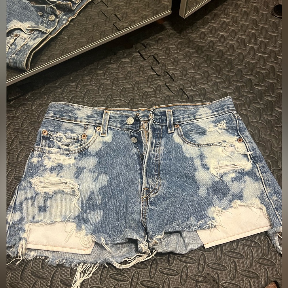 Vintage Acid Wash Levi 501 Jean Shorts